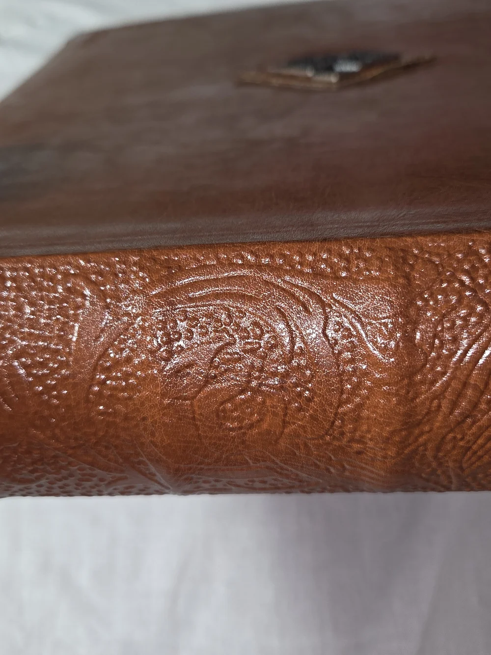 Vintage Heritage Style Faux Leather Scrapbook